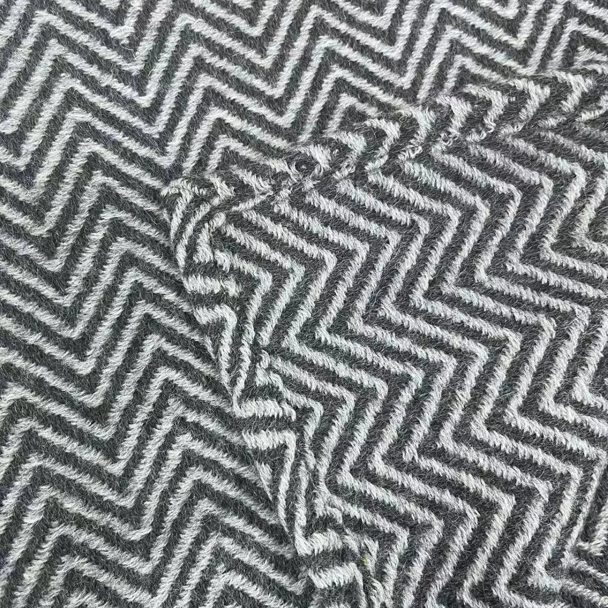 HerPillow Pure Wool Blanket HerPillow.store